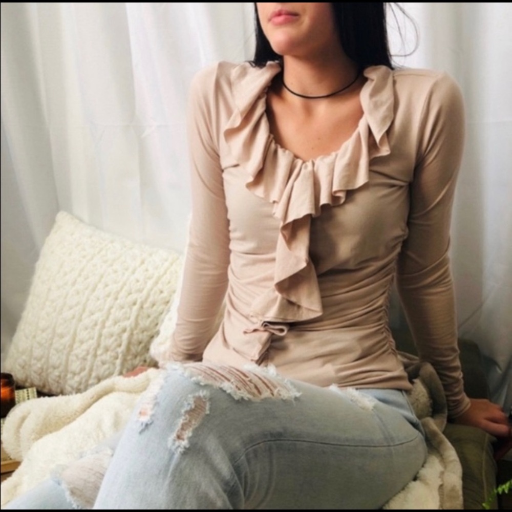 Cabi ruffle tee.  185.  Blush pink.  M